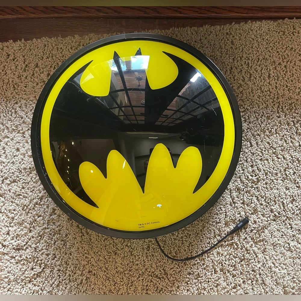 Batman 16” Light Up Bat Signal DC Comics Wall Sign, Open Road Accents